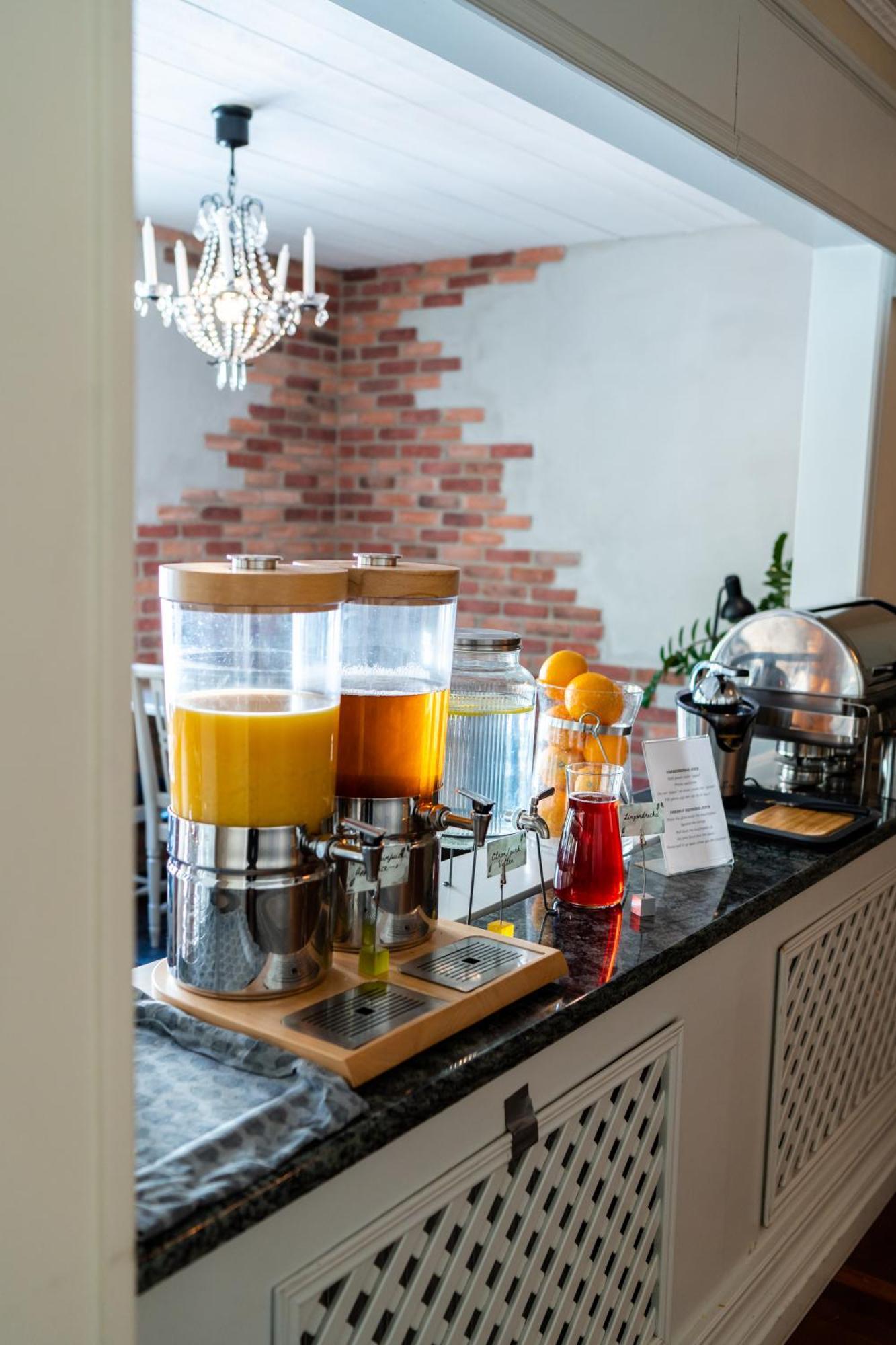 Park Hotel Linkoeping Fawlty Towers Εξωτερικό φωτογραφία